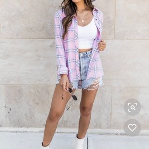 New Pink lily sz small pink plaid button down shirt